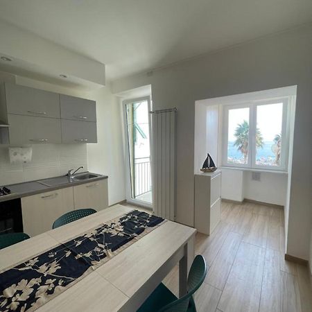 Ferienwohnung Casa A-Mare Varraze Exterior foto